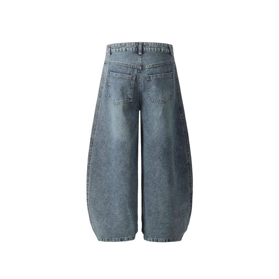 Halloy™ Striped Accented Curved Cut Jeans
