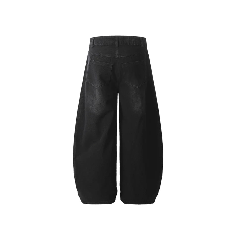 Halloy™ Striped Accented Curved Cut Jeans
