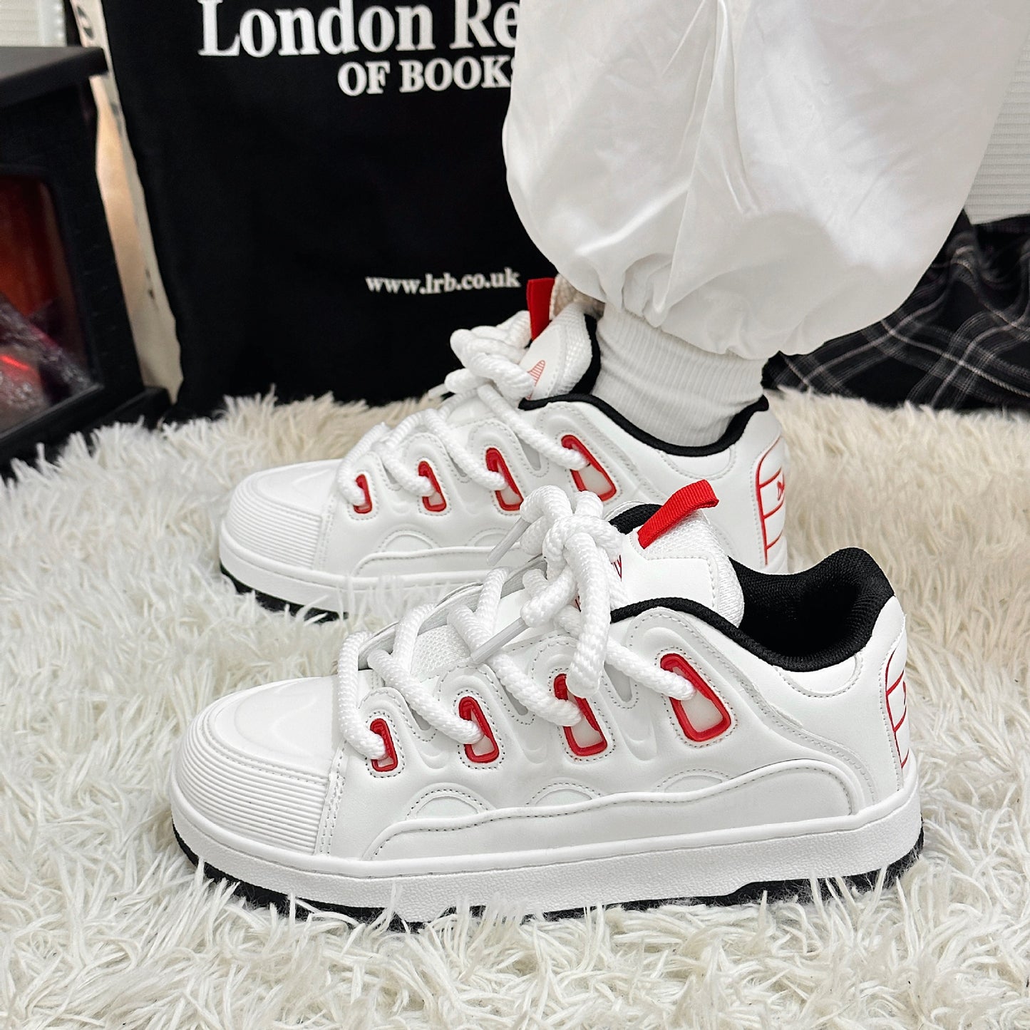 Halloy™ Lovers Sneakers